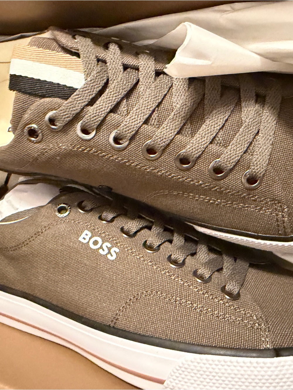 BOSS Aiden  Men's Modern Sneaker